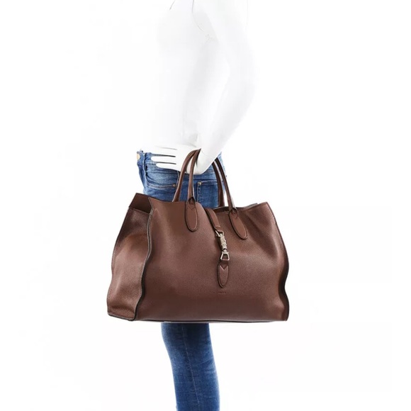 Gucci Handbags - Gucci Brown pebbled leather tote bag Jackie